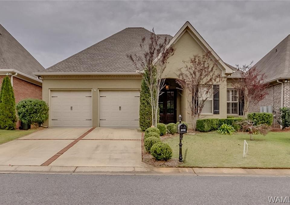1st image of 2435 McLean Cir