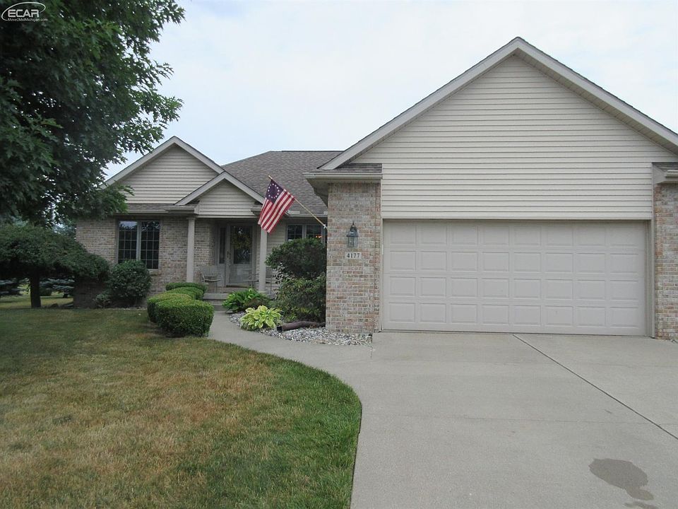 1st image of 4177 Red Oak Ln