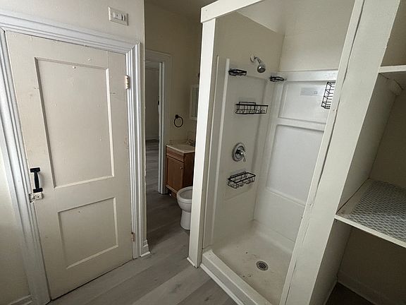 5th image of 1135 Chestnut St Floor 1