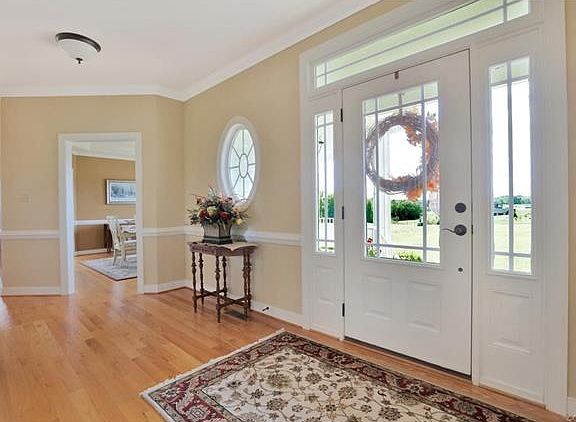 5th image of 11201 Carriage House Ln