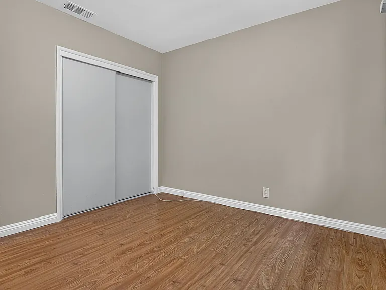 5332 Denny Ave #2 — Photo 20