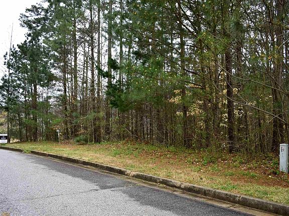 2nd image of 230 Moss Creek Walk