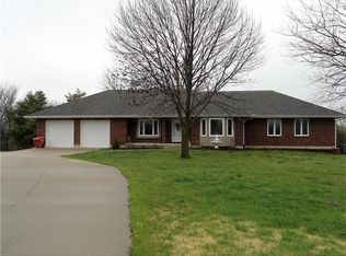 37908 E Colbern Rd, Lone Jack, MO 64070