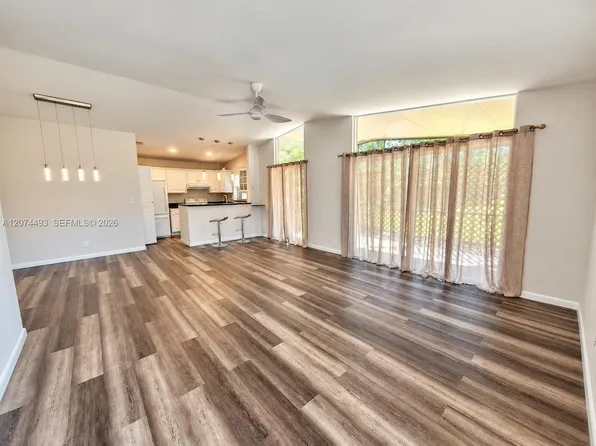 22280 Timberly Dr #22280, Boca Raton, FL 33428
