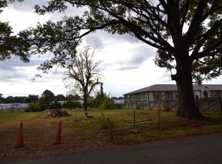 606 Hill Ave, Muscle Shoals, AL 35661