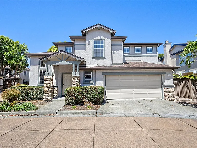 1 Challen Ct — Photo 1