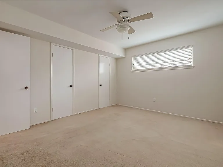 6402 Del Monte Dr #35 — Photo 20