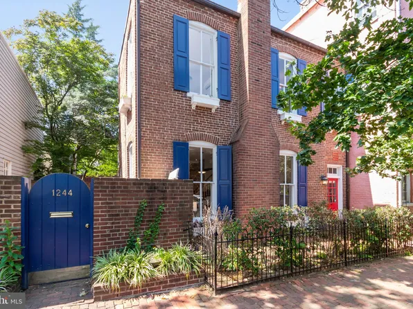 1244 34th St NW, Washington, DC 20007