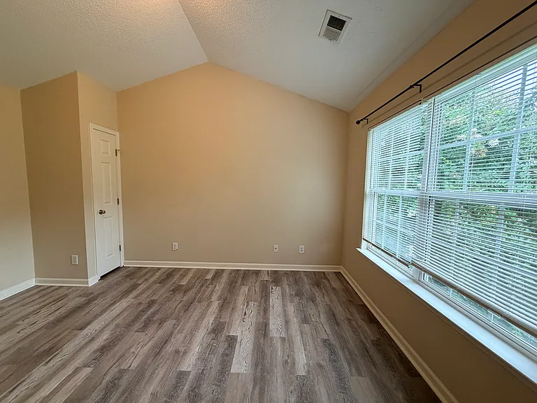 210 Bridford Downs Dr — Photo 26