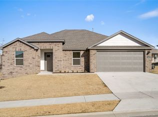 304 Greer St, Pea Ridge, AR 72751