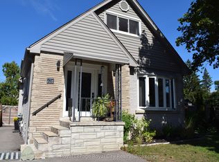 61 Nelson Ct, Halton Hills, ON L7J 1A5