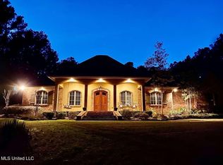 512 Durango Dr, Brandon, MS 39047