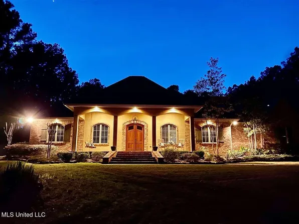 512 Durango Dr, Brandon, MS 39047