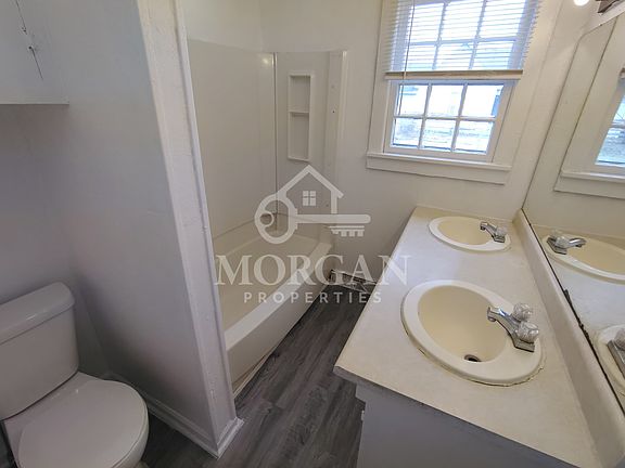 5th image of 340 W 3rd St