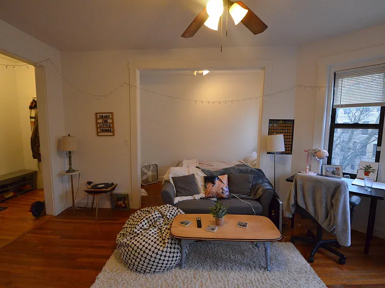 69 Gainsborough St #8 — Photo 2
