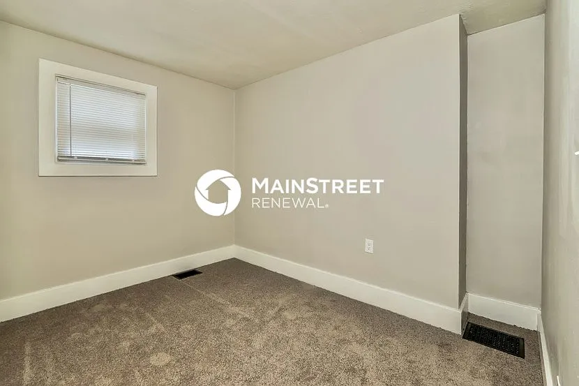 4020 Larkwood Ave — Photo 4