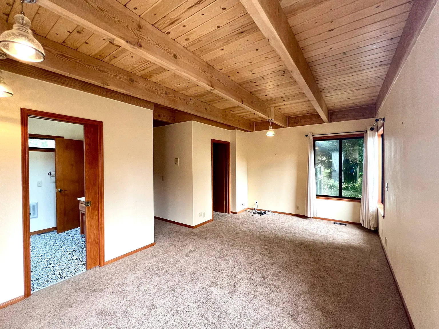3 bed, 1769 sqft, $4,400 — Photo 4