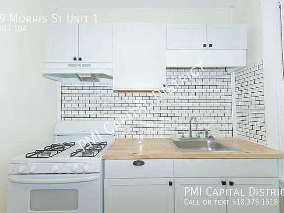 3rd image of 39 Morris St Unit 1