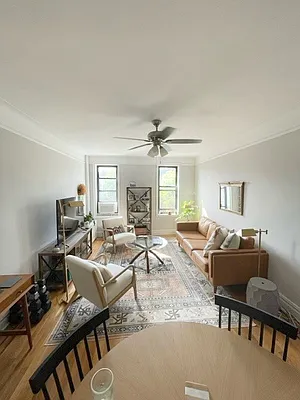 Rented by Realty 2000 Corp | media 2