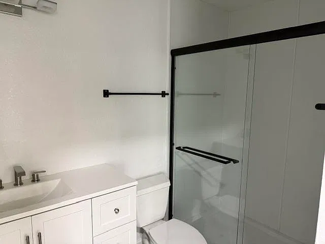 3 bed, 1344 sqft, $2,200 — Photo 3