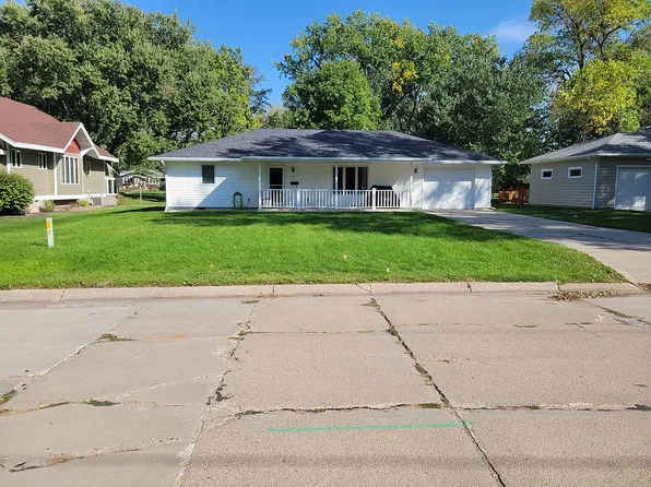 420 N Brown St, Pierce, NE 68767