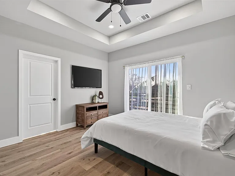 4115 Yale St — Photo 29