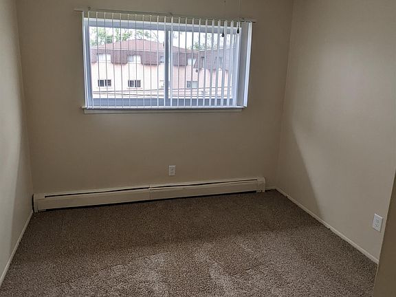 3rd image of 4197 Ferris Ave #15417013
