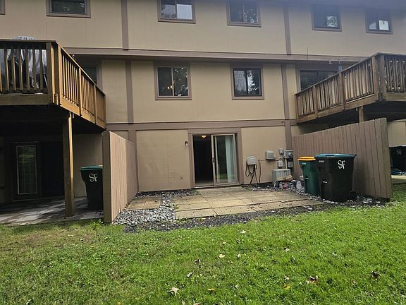 2nd image of 2041 Clearfork Rd