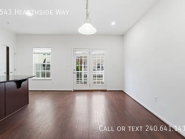 7543 Hearthside Way — Photo 8