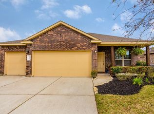 3210 Queens Creek Ct, Dickinson, TX 77539