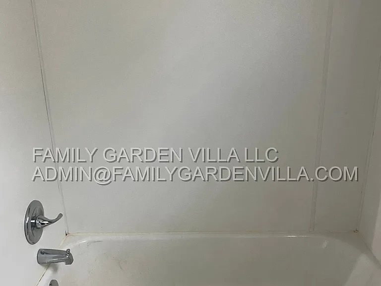 1836A Ridgefield Ave — Photo 10