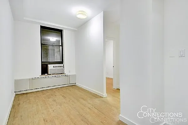 Rented by City Connections Realty | media 11