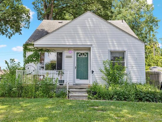23747 Easterling Ave, Hazel Park, MI 48030