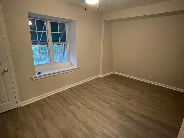 1717 River St NE #B — Photo 3