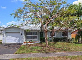 8671 NW 7th Ct, Hollywood, FL 33024