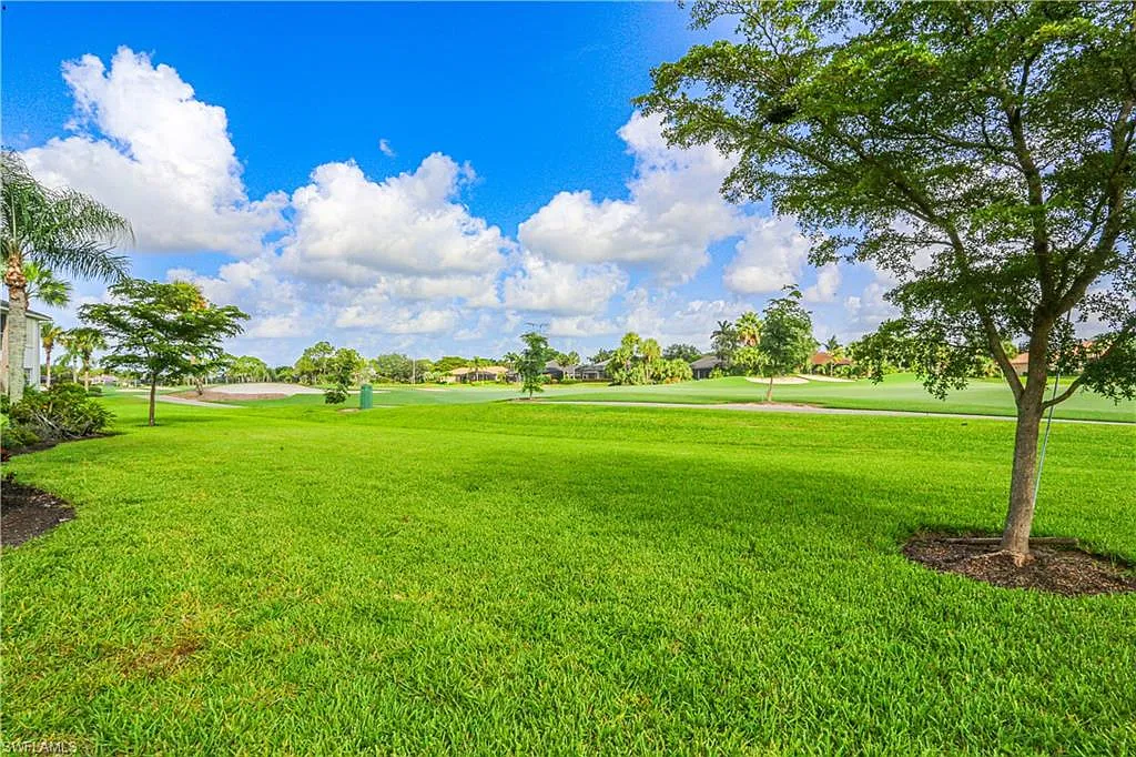 2 bed, 2.0 bath, 1633 sqft, $6,000 — Photo 3