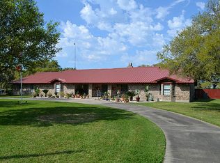 273 Old Goliad Rd, Refugio, TX 78377