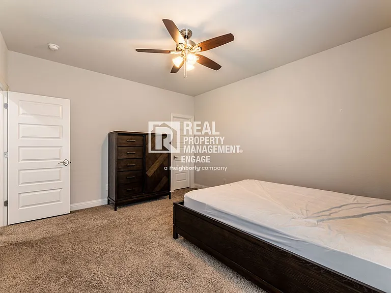 7757 Cooke Dr — Photo 43