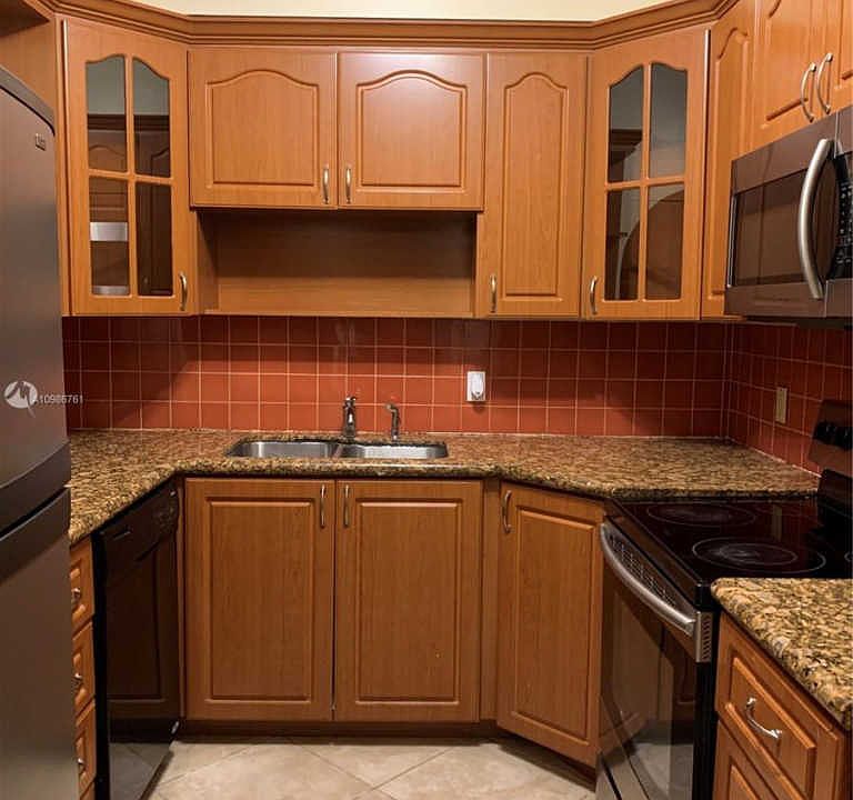 1st image of 1455 N Treasure Dr APT 1O