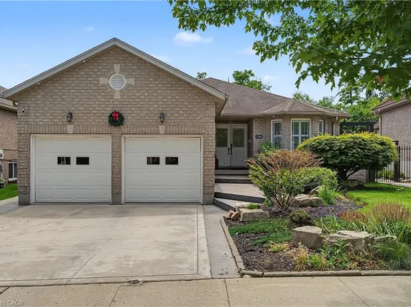 136 Johnston Ave, Cambridge, ON N3C 4P4