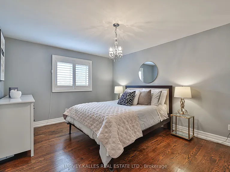44 Churchill Ave — Photo 34