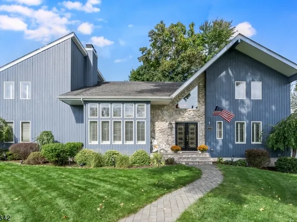 1120 Peach Tree Ln, Mountainside Boro, NJ 07092
