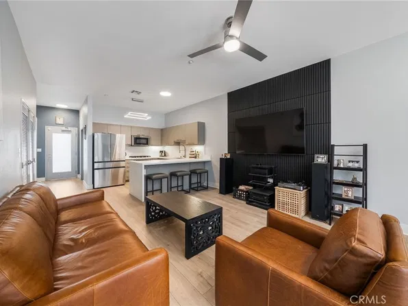 435 W Center Street Promenade Unit 221, Anaheim, CA 92805