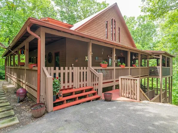 196 Wildwind Ln, Blairsville, GA 30512