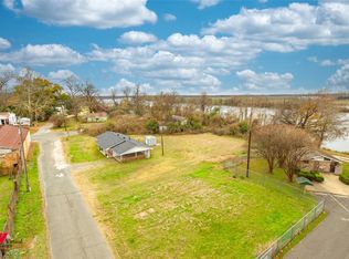 2036 Abney St, Coushatta, LA 71019