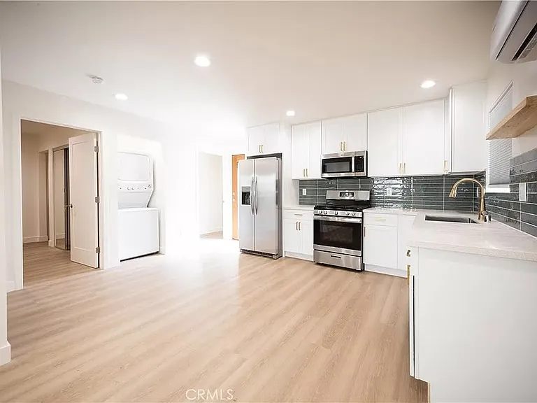 Main Room with Washer and Dryer