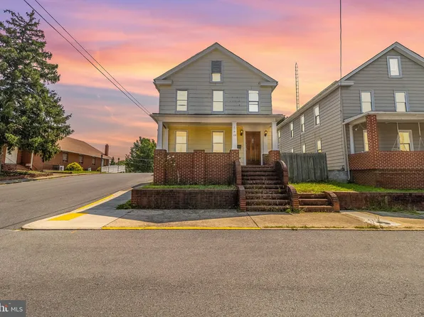 329 N High St, Martinsburg, WV 25404