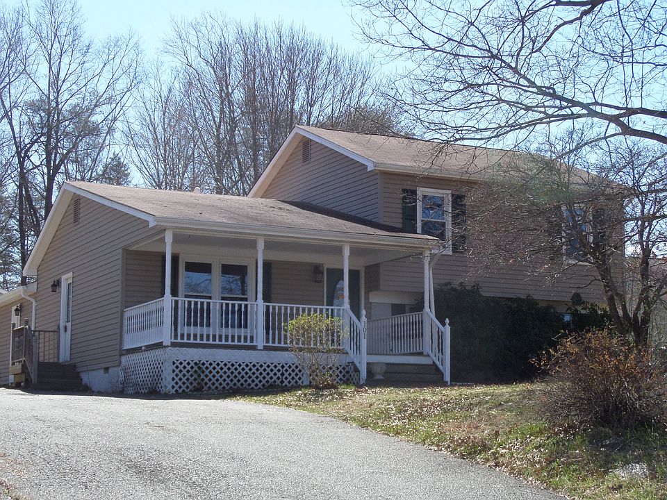 1st image of 101 Stevens Dr