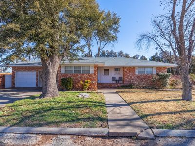 120 N 15th Ave, Munday, TX, 76371