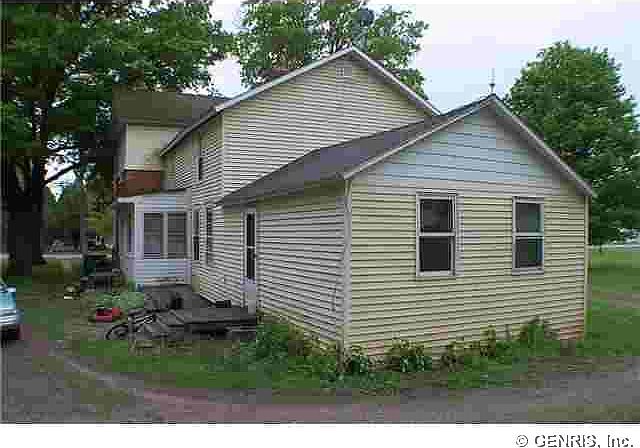 2nd image of 2873 Macedon Center Rd